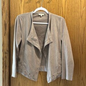 BKE Mystree Faux Suede Jacket Buckle Women’s Taupe Waist Detail Size M